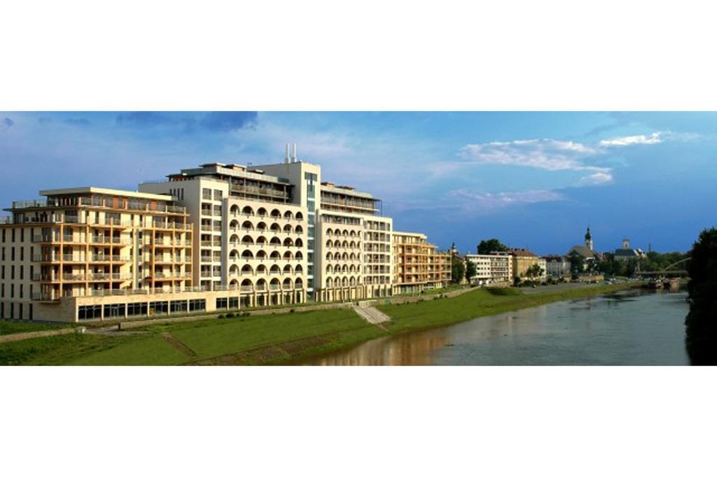 Dunalux Apartman Gyor Room photo